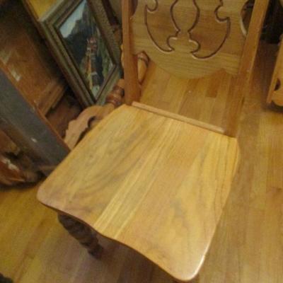 1920 TABLE AND 6 CHAIRS OAK