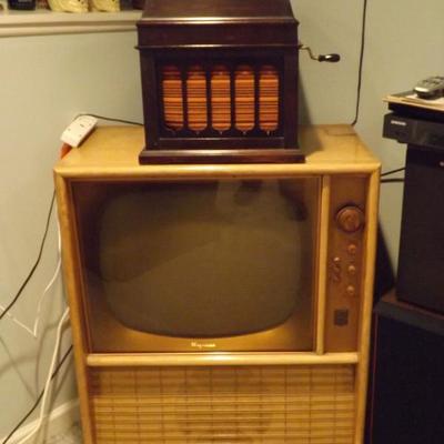 Antique Magnavox TV Console