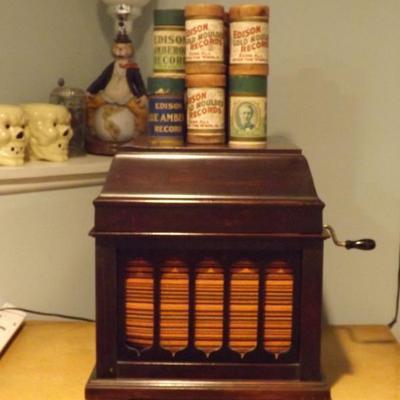 Edison Amberola 50 Phonograph with 19 Cylinders
