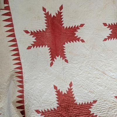 Feathered Start Quilt