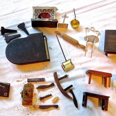 Vintage dollhouse furniture and accessories