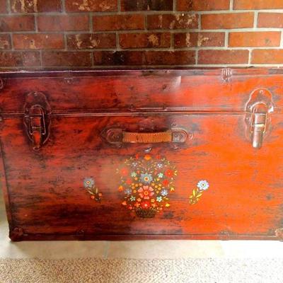 Tole painted metal trunk