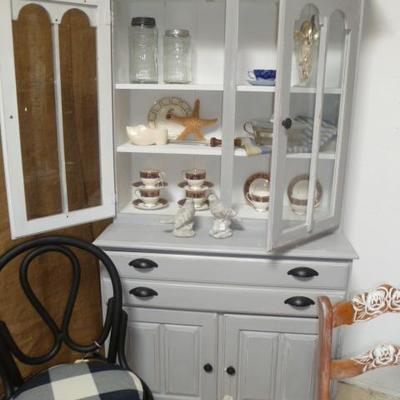 Shabby chic dÃ©cor at its finest.  New arrivals by new dealer!  Also custom pieces available.  Wow!