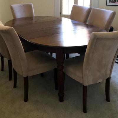 Pottery Barn Dark Pine Table With 2 Leaves
6 Ultra Suede Parsons Chairs