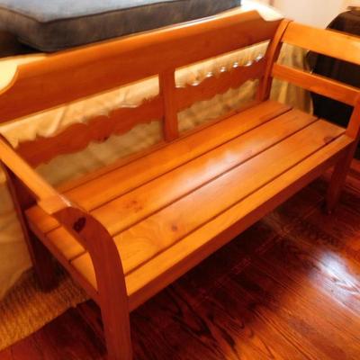 Ethan Allen Bench with cushion 