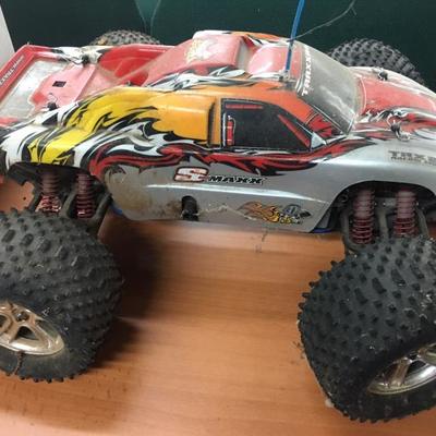 S-Maxx Truck