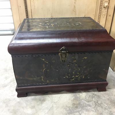 Storage chest