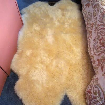 Large Australian Sheepskin rug