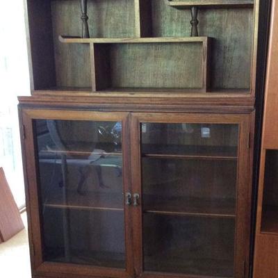 VKE088 Vintage Solid Wood Hutch & Display Cabinet
