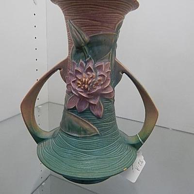 Roseville Water Lily Pottery Vase