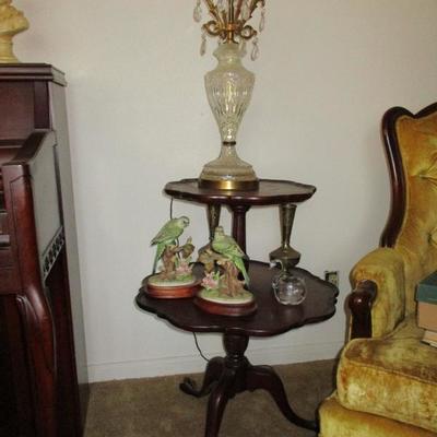 Antique two tiered scalloped edge table, antique lamp, porcelain birds