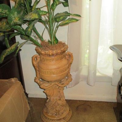 Vintage plaster planter