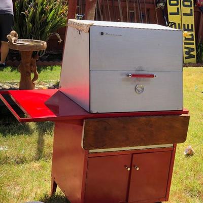 WOW....JUST....WOW. This is a Sears Kenmore MCM BBQ/Rotisserie. You have to see this, its in great condition has been stored covered in a...