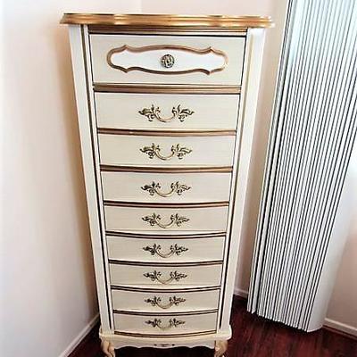 FRENCH PROVINCIAL LINGERIE CHEST