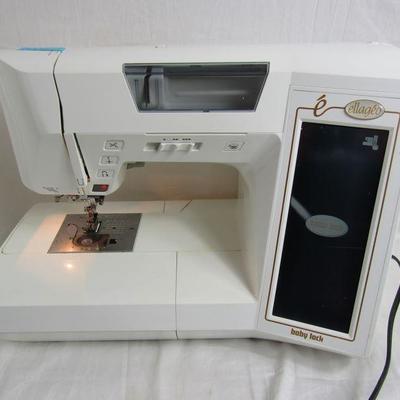BABY LOCK EMBROIDERY/SEWING MACHINE