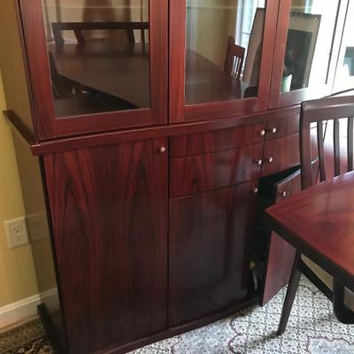 Rosewood Hutch