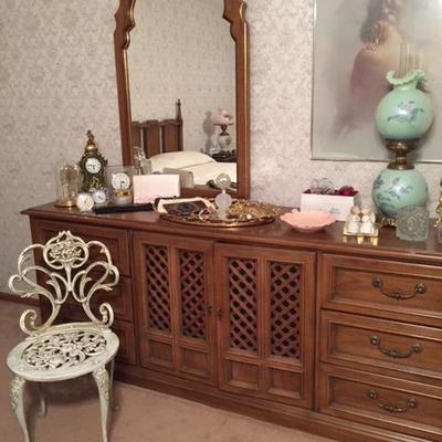 Dresser with Vanity Chair