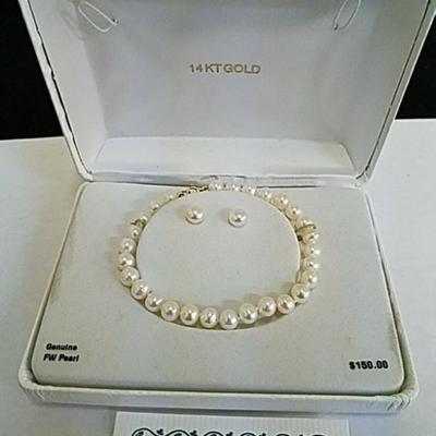 Genuine Freshwater Pearl Bracelet