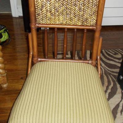 Chair $75
18 X 19 1/2 X 40