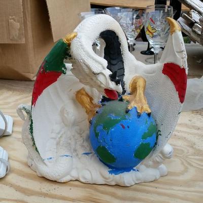 dragon statue