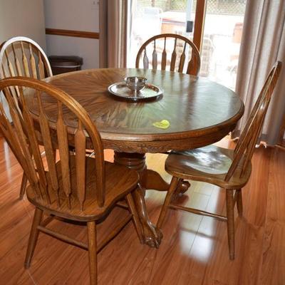 Round dining table, chairs