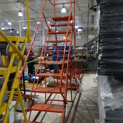 10 step rolling warehouse ladder
