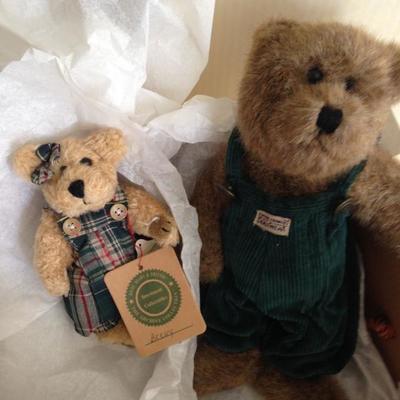 Large selection of Boyd's Bears. Some new in box.