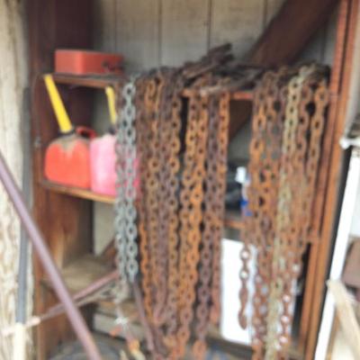 Chains and gas tanks 