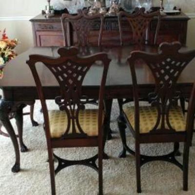 French Dining table with 2 leaves and 6 chairs