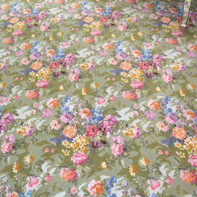 Floral wool rug, approx. 12' X 14' 8
