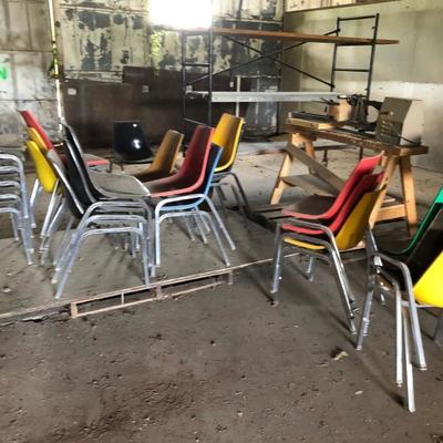Old Fiberglass school chairs 2.00 each
