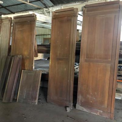 Retail Cabinet pieces.  Everything shown for 120.00.  Would make a great bookcase.  