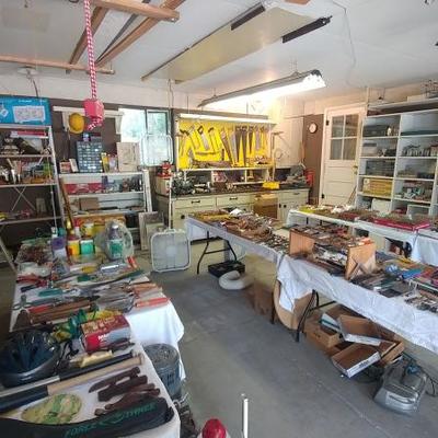 Estate sale photo