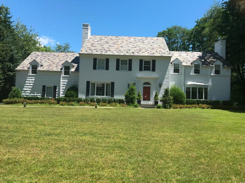 Manhasset Flower Hill Finds