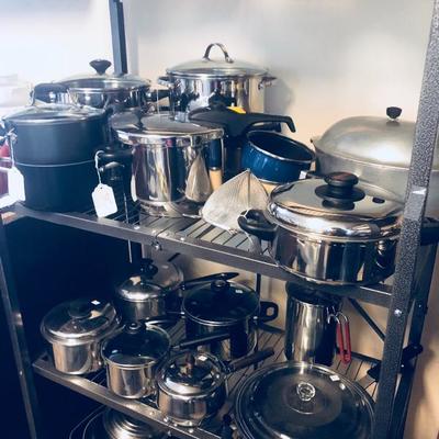 Tons of pots and pans that are new and like now