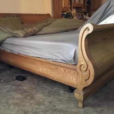 Solid oak king bed with adjustable mattresses