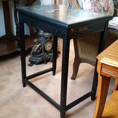 chinoisere lamp table