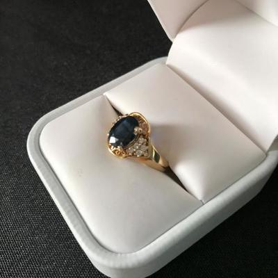 Natural 2.43 carat SAPPHIRE and 0.15 carats DIAMONDS in 18k gold. $1,745. 