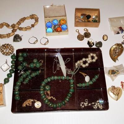 HWS181 Jewelry Findings Mystery Lot