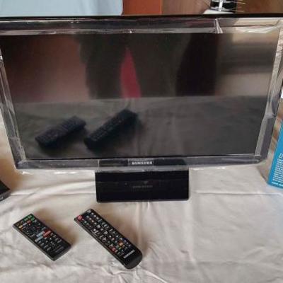 HWS024 Samsung Monitor, Sony & DTV Converter Box