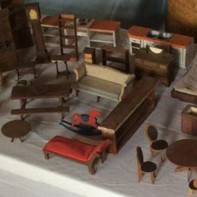 HWS172 Great Wooden Doll House Furniture Assortment
