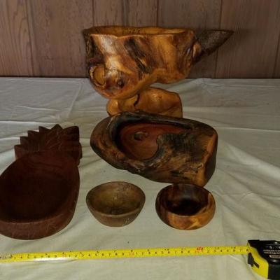 HWS121 Beautiful Hand Carved Wooden Assortment