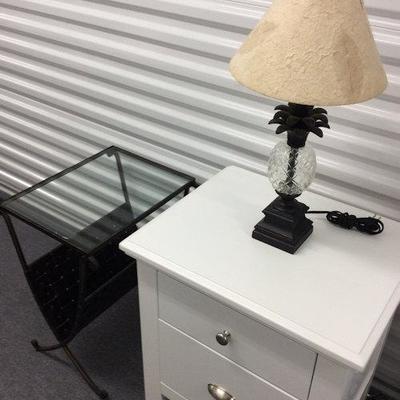 WWL040 Unique End Tables & Lamp