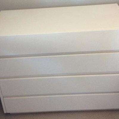 WWL026 Wooden White Sleek Dresser #2