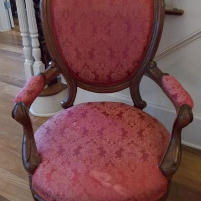 Victorian master chair $295
25 X 25 X 41
