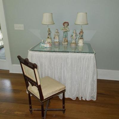 Skirted dressing table $150
40 X 40 X 28