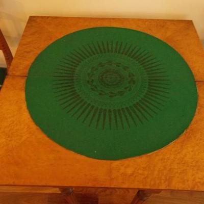 Federalist maple game table
32 X 32 X 29" $1,995
Reed & Mullin appraisal value $4,200