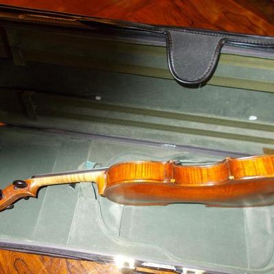 German violin $500
Johann Christian Ficker
Neucherchen bey Adolpf
1700's
Kaufchild