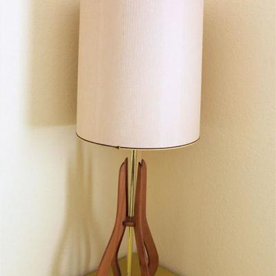 Wood base lamp, great condition.