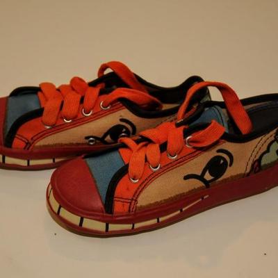 RARE CHILD'S PAIR OF PETER MAX TENNIS SHOESÂ Â 